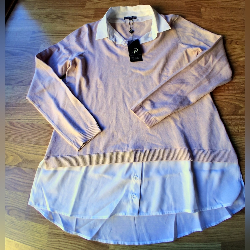 NWT Ladies Sweater/Top By Adrianna  Papell, Sz L  MSRP $89